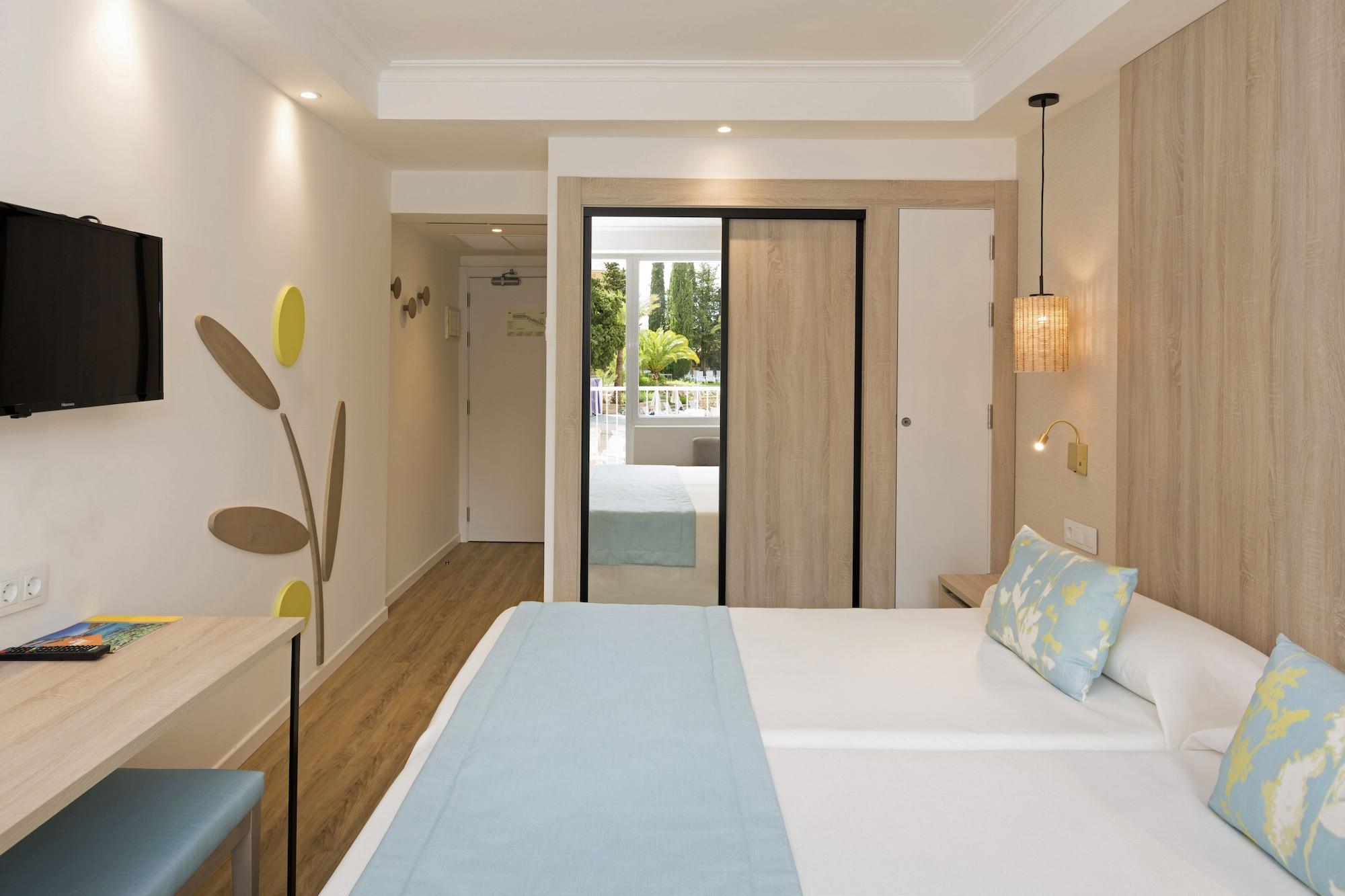 Hotel Hsm S'olivera 4*